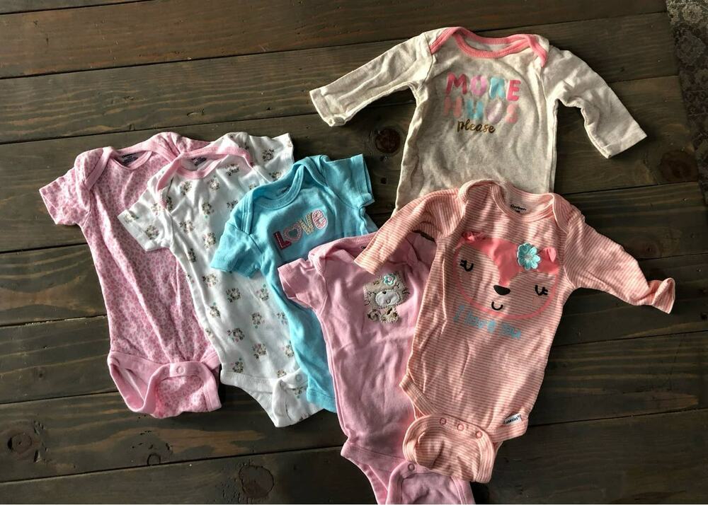6 piece Gerber baby girl onesies set size 3-6 months lot